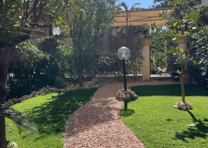 Ica House, Giardino E Posto Auto Privato * Bordighera